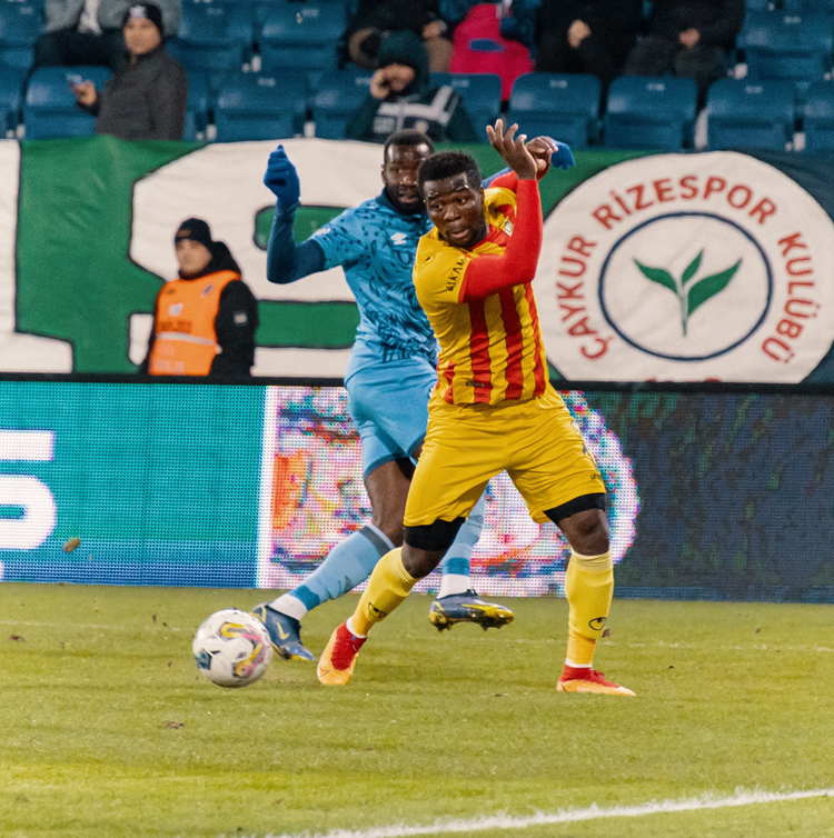 Çaykur Rizespor-Yeni Malatyaspor maçı fotoğrafları