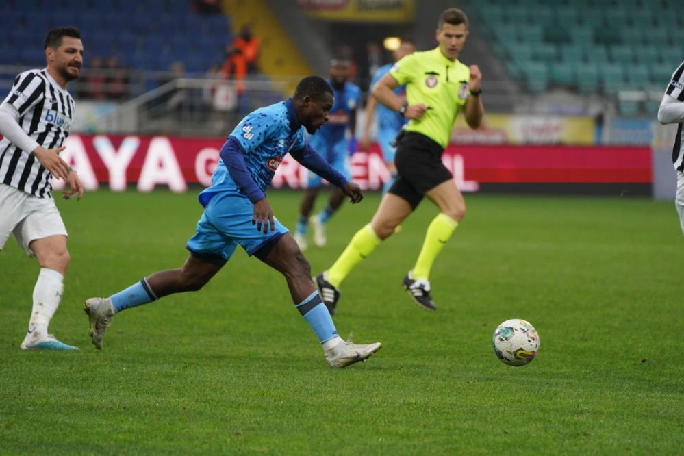 Spor Toto 1. Lig: Çaykur Rizespor: 3 - Altay: 1
