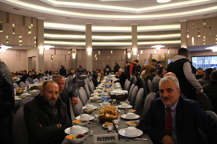 MHP Rize iftarda buluştu