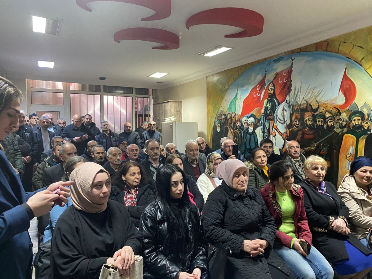 MHP Rize’den Pazar çıkarması