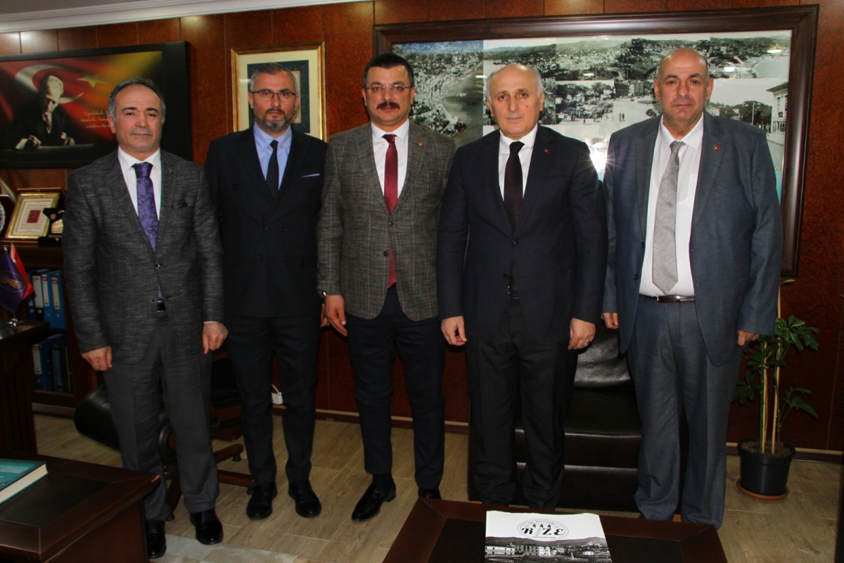 MHP’li adayların Rize’de ki ziyaretleri hız kesmeden devam ediyor.