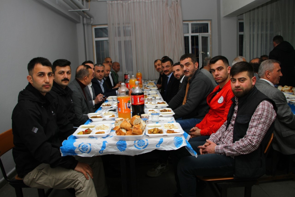 MHP’li adaylar ilgiyle karşılanıyor