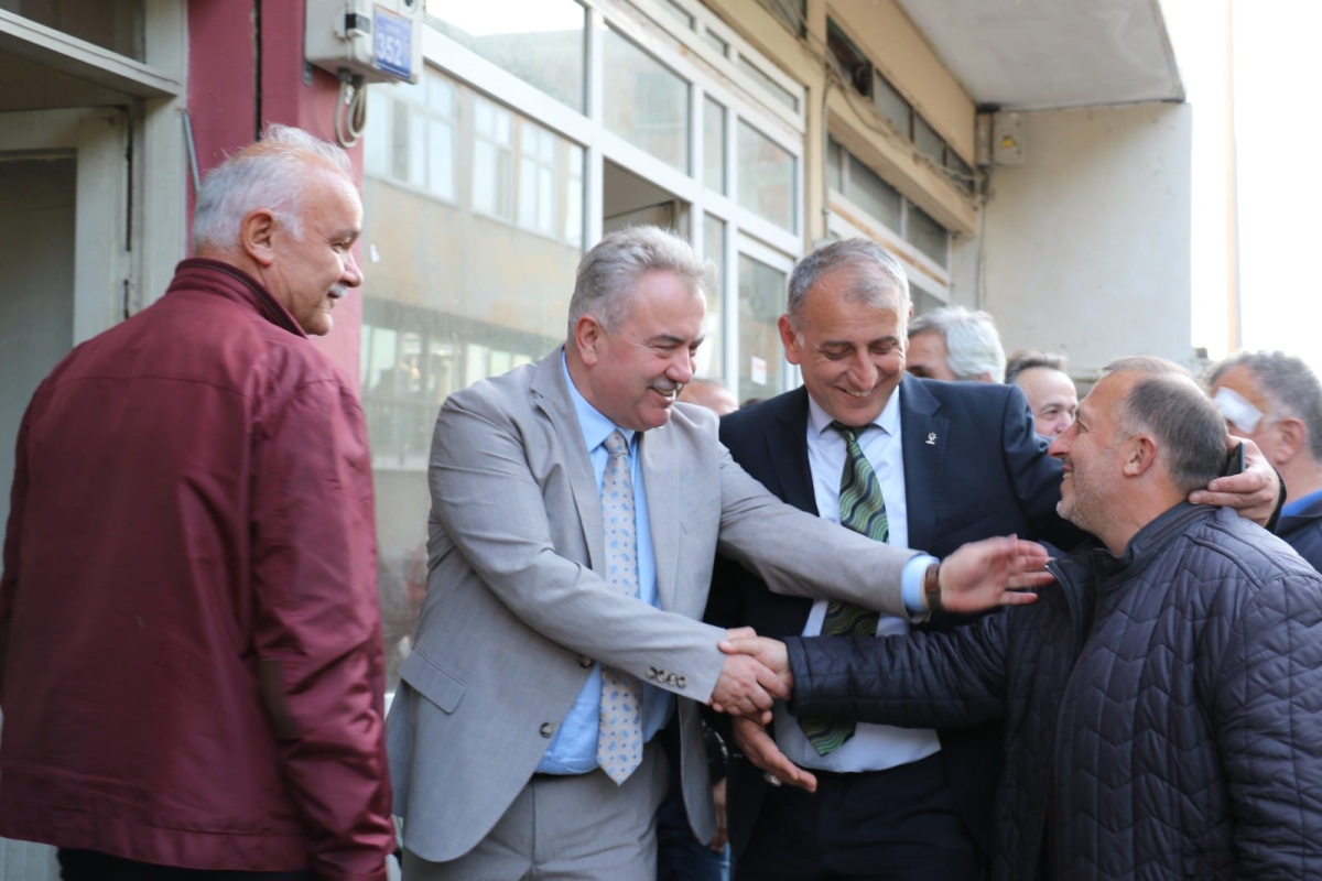 Yılmaz Katmer Rize'yi geziyor