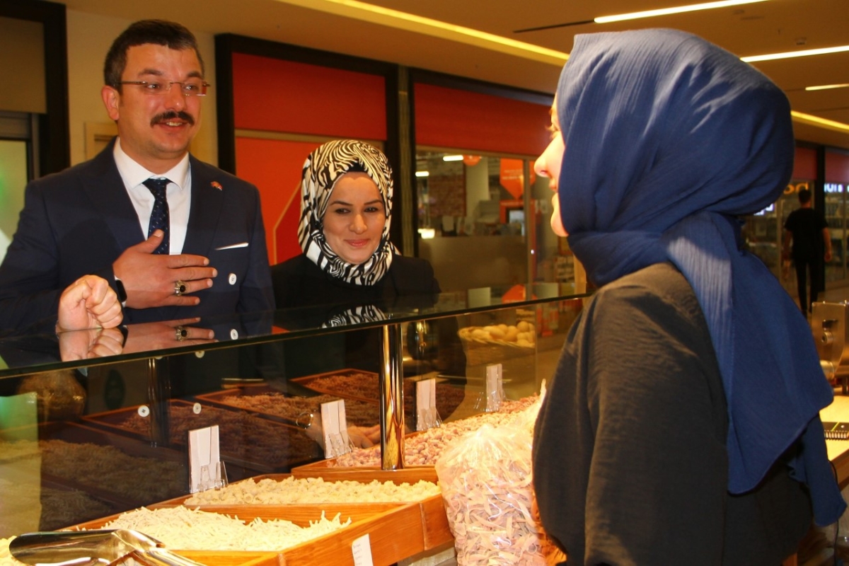 MHP Rize'yi karış karış geziyor