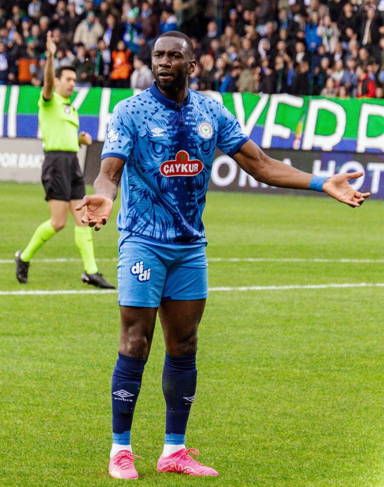 Rizespor-Tuzlaspor maçı fotoğrafları