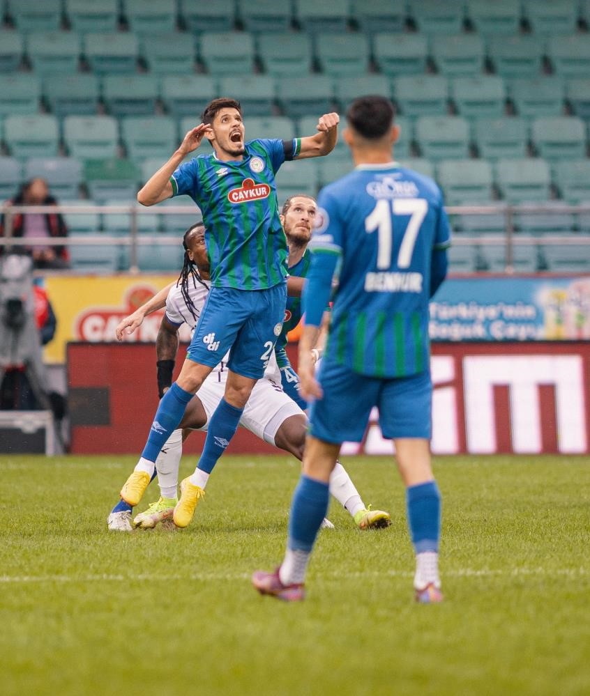 Rizespor'da 6 ayrılık