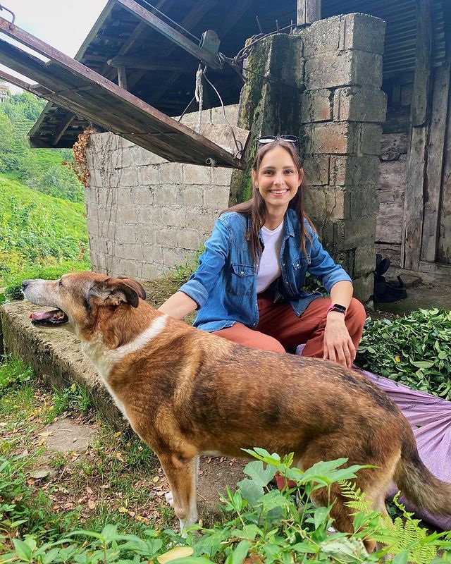 Brezilyalı oyuncu Jessica May, eşinin köyünde tatil yapıyor: Çayeli - Esendağ köyü