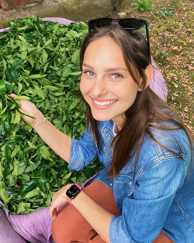 Brezilyalı oyuncu Jessica May, eşinin köyünde tatil yapıyor: Çayeli - Esendağ köyü