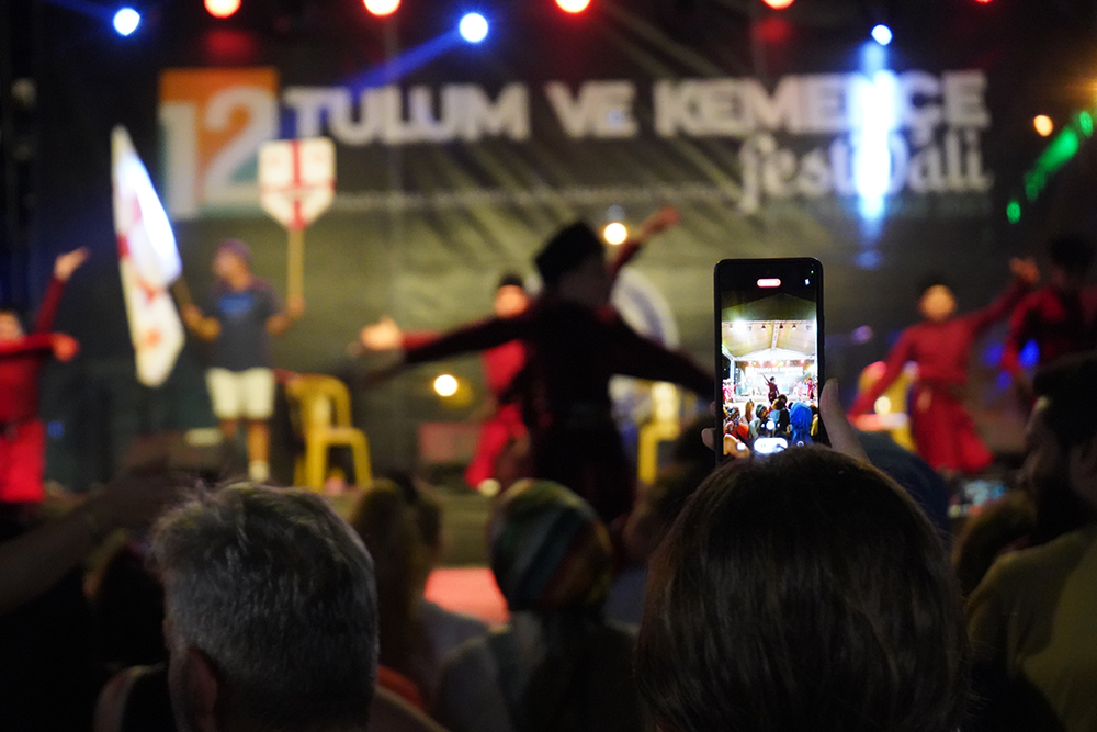 12. Tulum ve Kemençe Festivali'nde renkli görüntüler