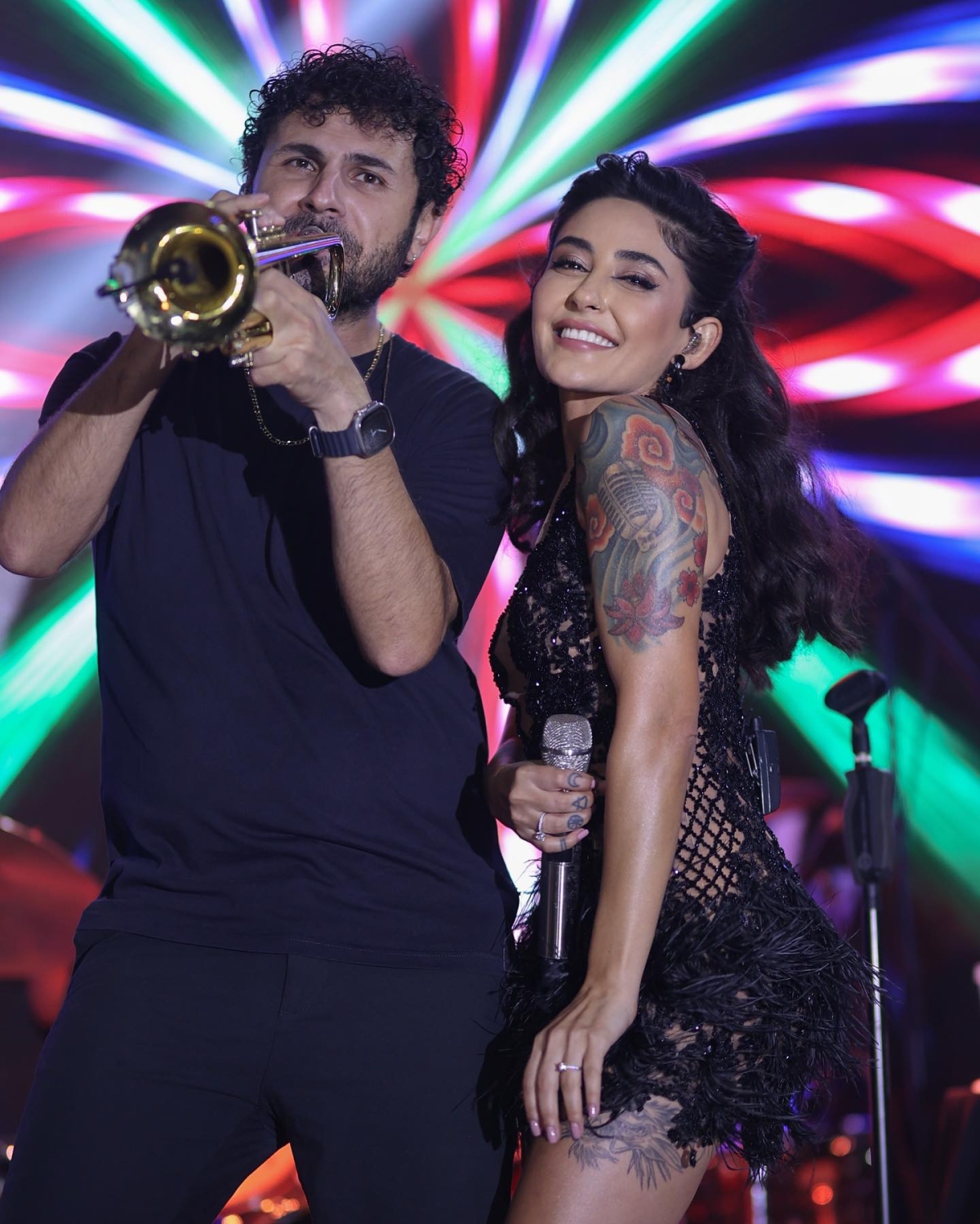 Başarılı şarkıcı Melek Mosso konserleri dolup taşıyor