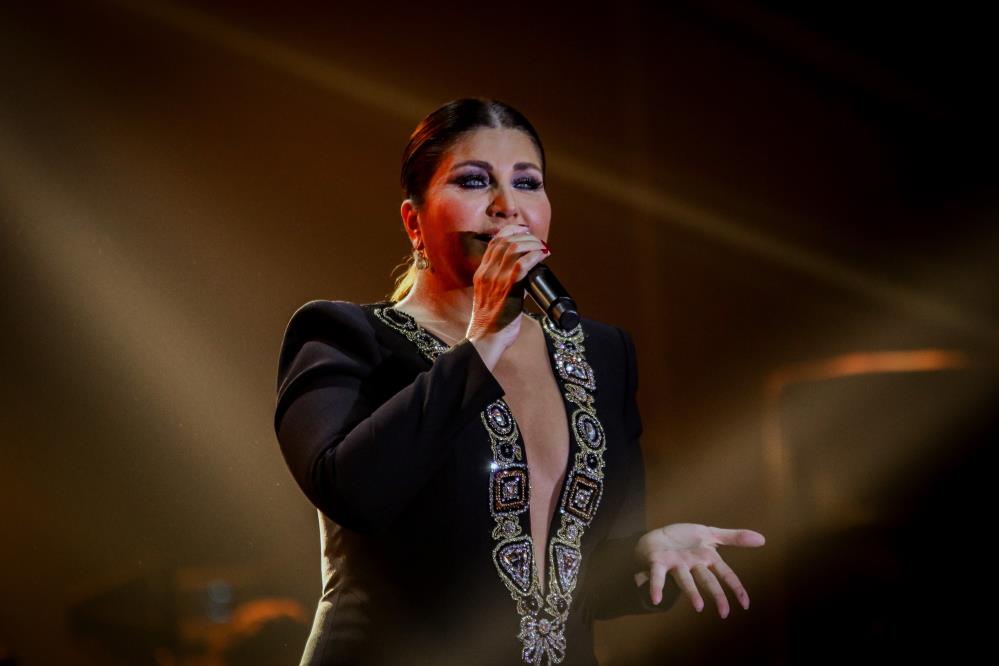 Alanya’da Sibel Can rüzgarı esti