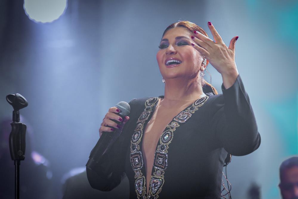Alanya’da Sibel Can rüzgarı esti