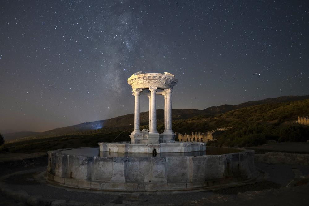 Meteor yağmuru tüm Türkiye'de görsel şölen sundu