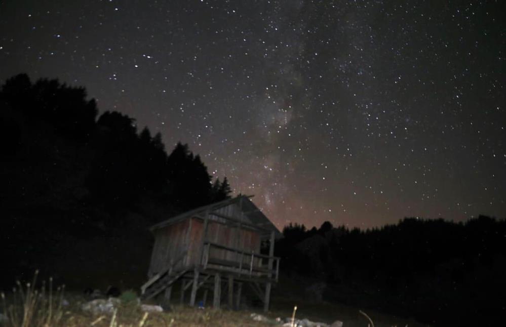 Meteor yağmuru tüm Türkiye'de görsel şölen sundu