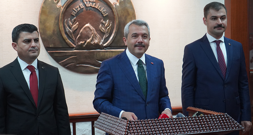 Vali İhsan Selim Baydaş göreve başladı