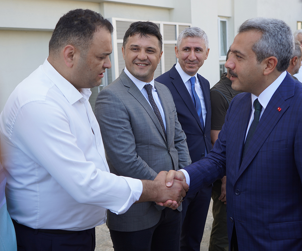Vali İhsan Selim Baydaş göreve başladı