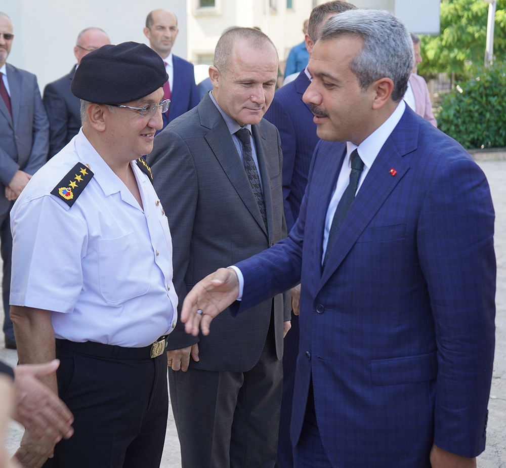 Vali İhsan Selim Baydaş göreve başladı