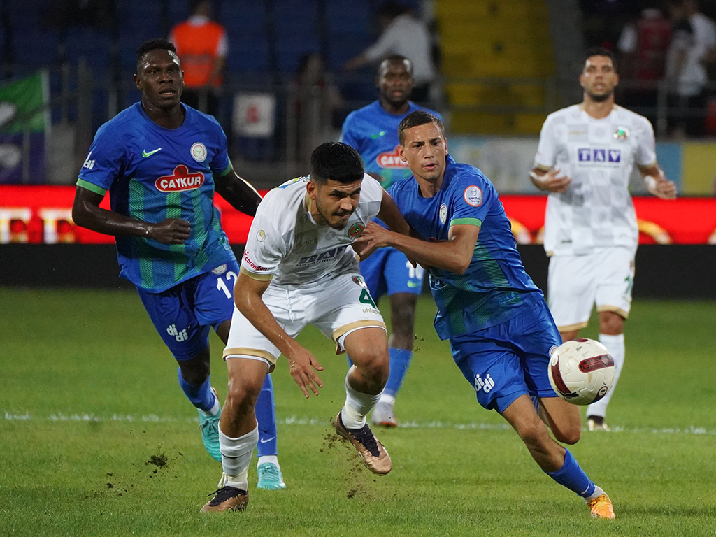 Rizespor - Alanyaspor maçı