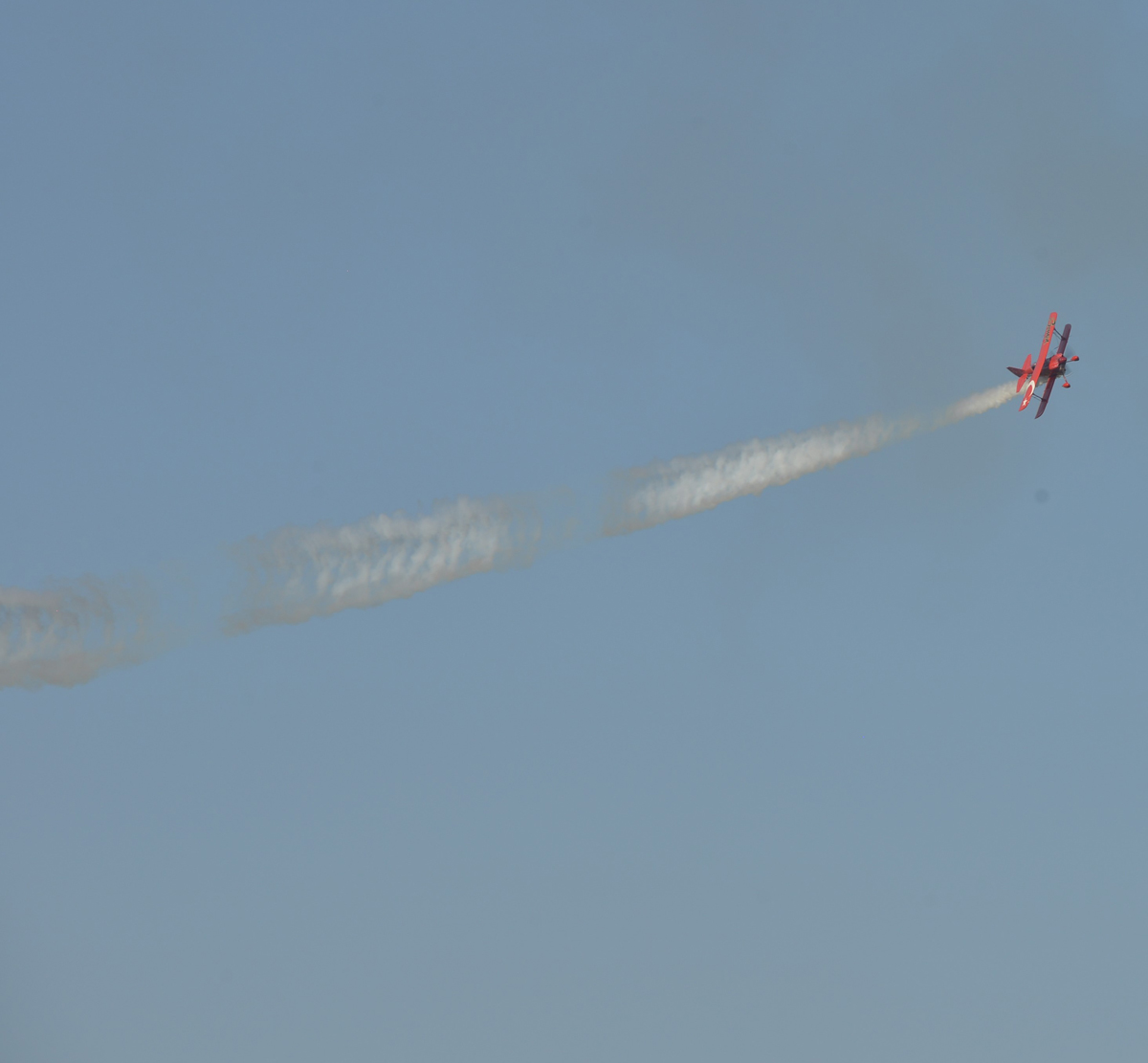 Kadın akrobasi pilotu mest etti