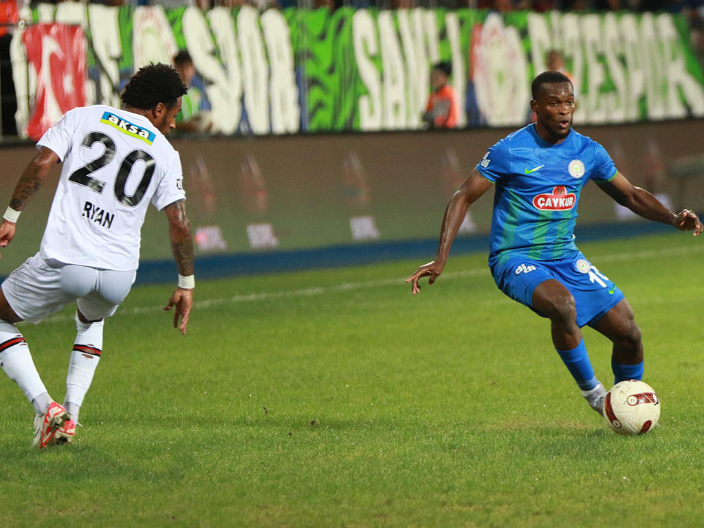 Rizespor Karagümrükspor maçı foto galerisi