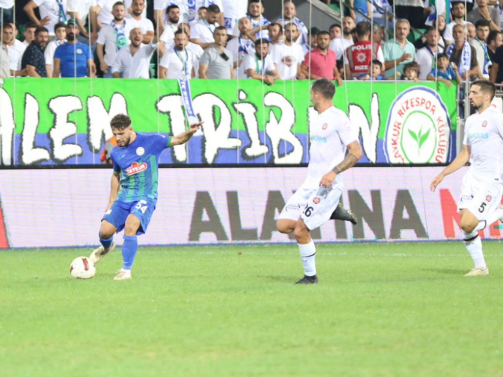 Rizespor Karagümrükspor maçı foto galerisi