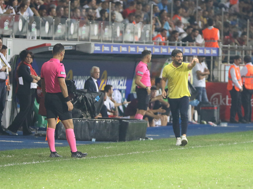 Rizespor Karagümrükspor maçı foto galerisi