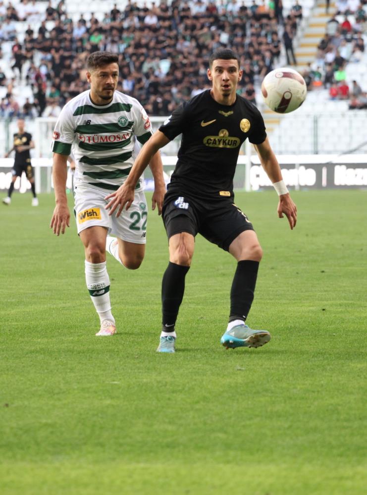 Konyaspor-Rizespor maçı foto galerisi