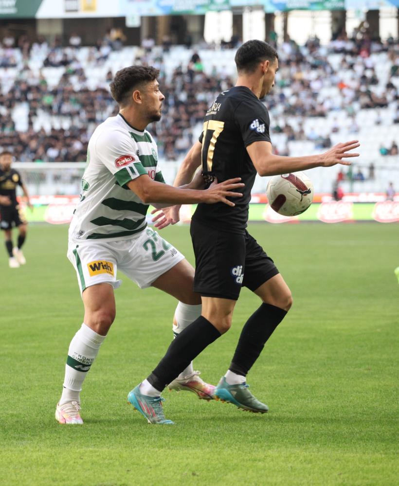 Konyaspor-Rizespor maçı foto galerisi