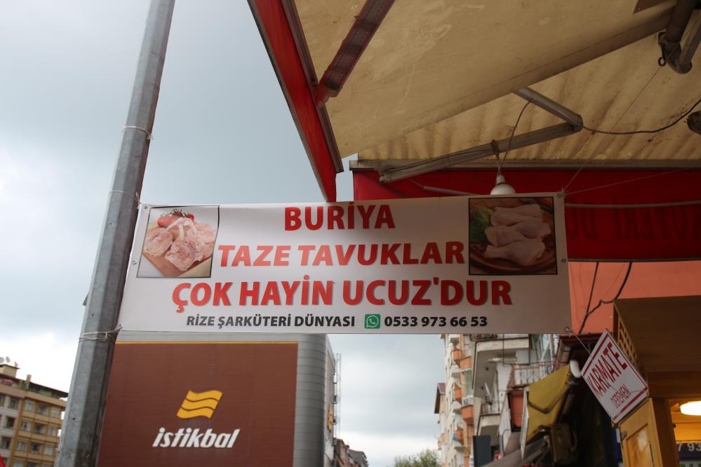 Rize'deki şarküteriyi görenler gülmekten kırılıyor