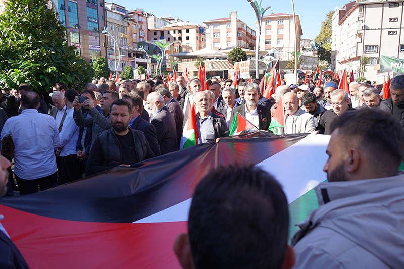Rize'de Filistin'e destek mitingi