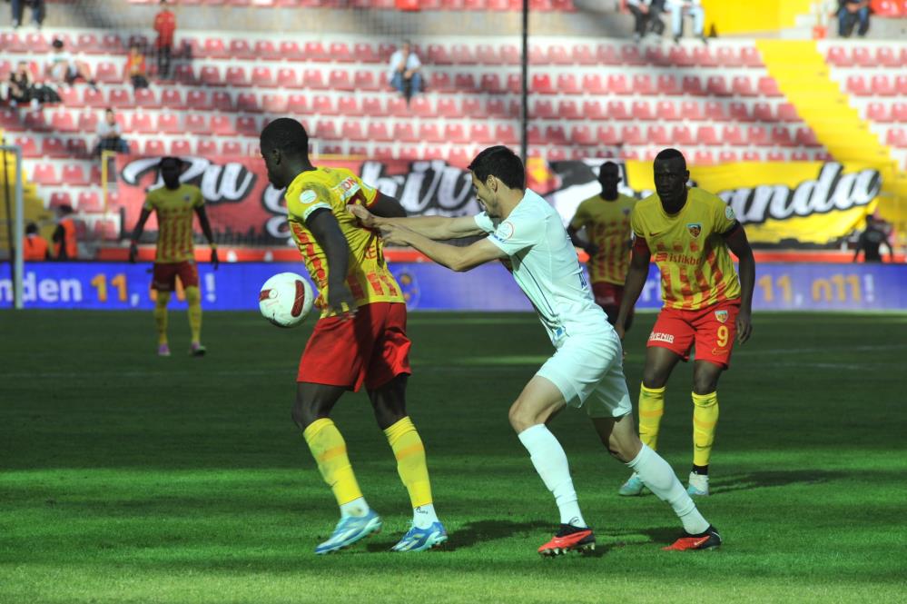 Rizespor Kayseri'de engele takıldı