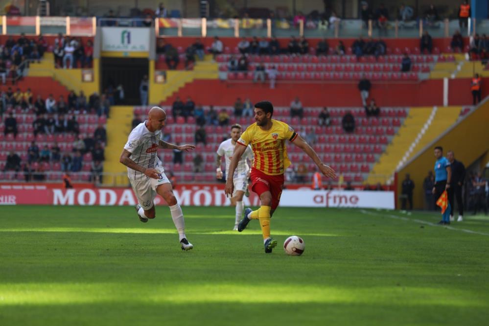 Rizespor Kayseri'de engele takıldı