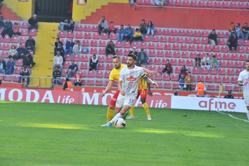 Rizespor Kayseri'de engele takıldı