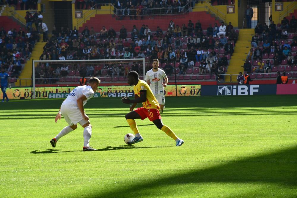 Rizespor Kayseri'de engele takıldı
