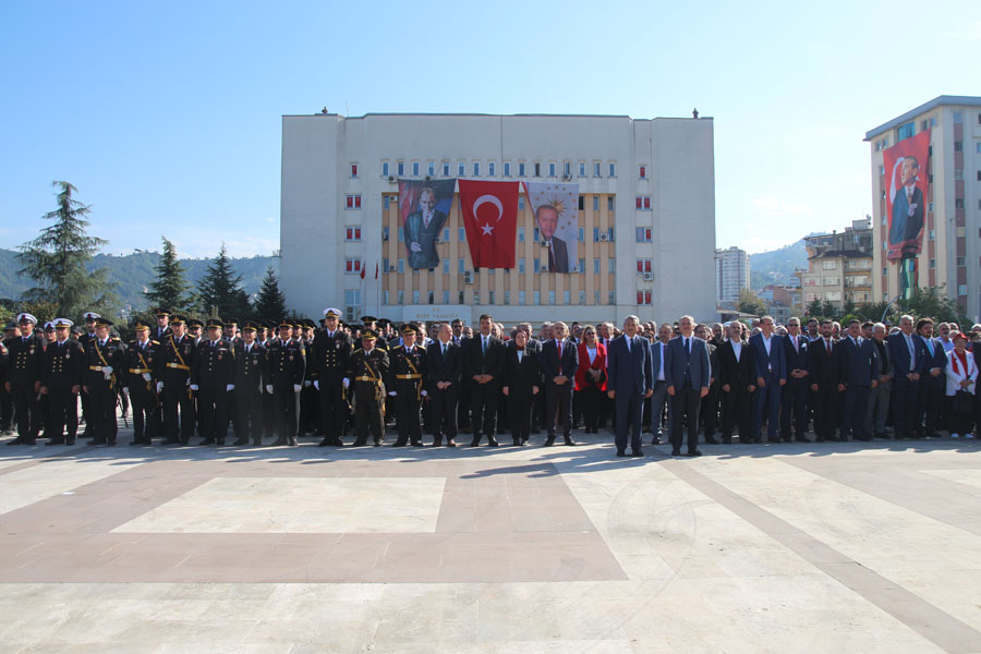 Rize’de Cumhuriyetin 100. Yılında yürüyüş yapıldı