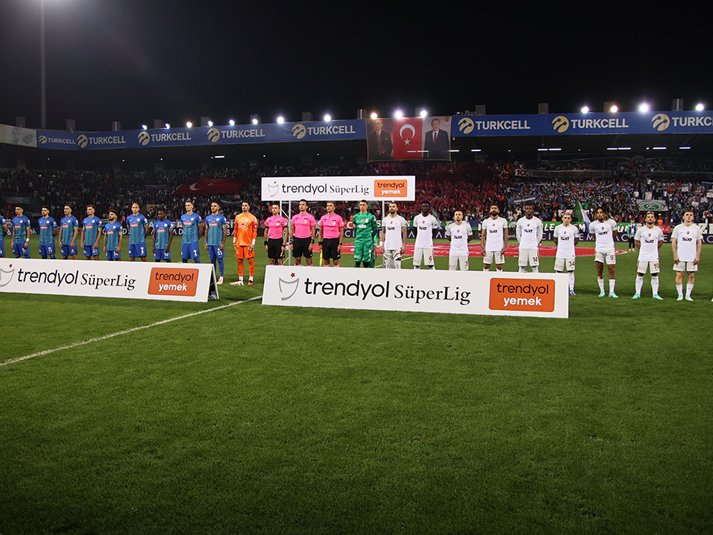Rizespor - Galatasaray maçı fotoğrafları