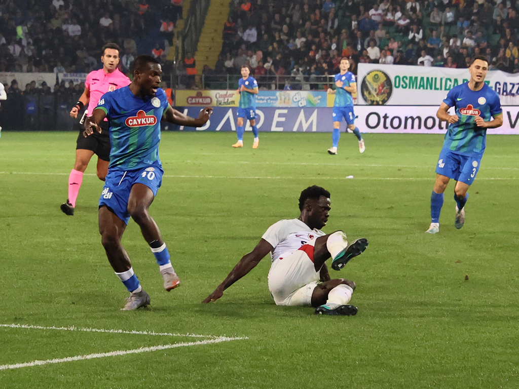 Rizespor - Galatasaray maçı fotoğrafları
