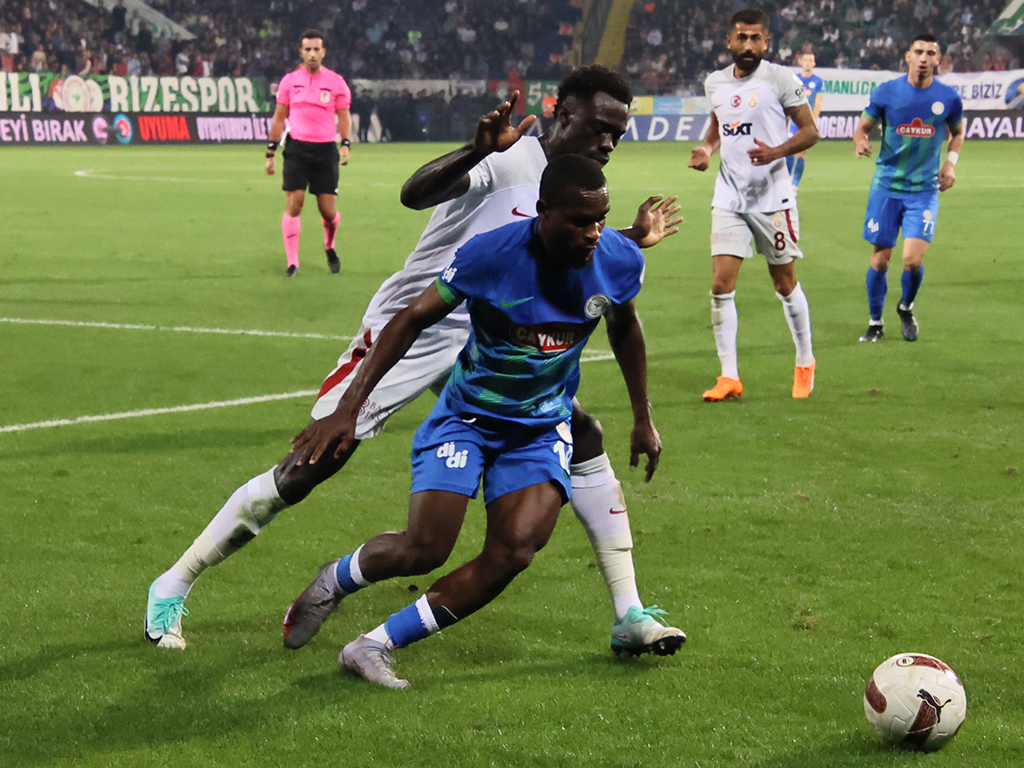 Rizespor - Galatasaray maçı fotoğrafları