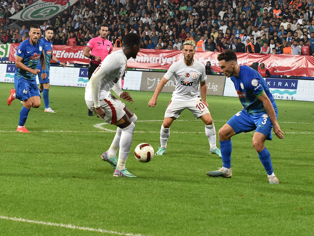 Rizespor - Galatasaray maçı fotoğrafları