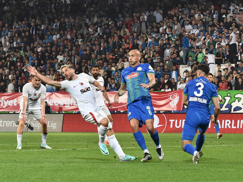 Rizespor - Galatasaray maçı fotoğrafları