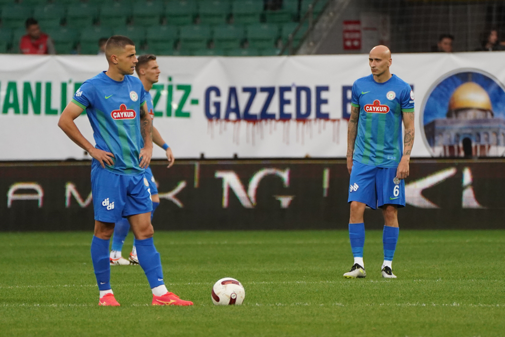 Çaykur Rizespor - İstanbulspor maçı fotoğrafları