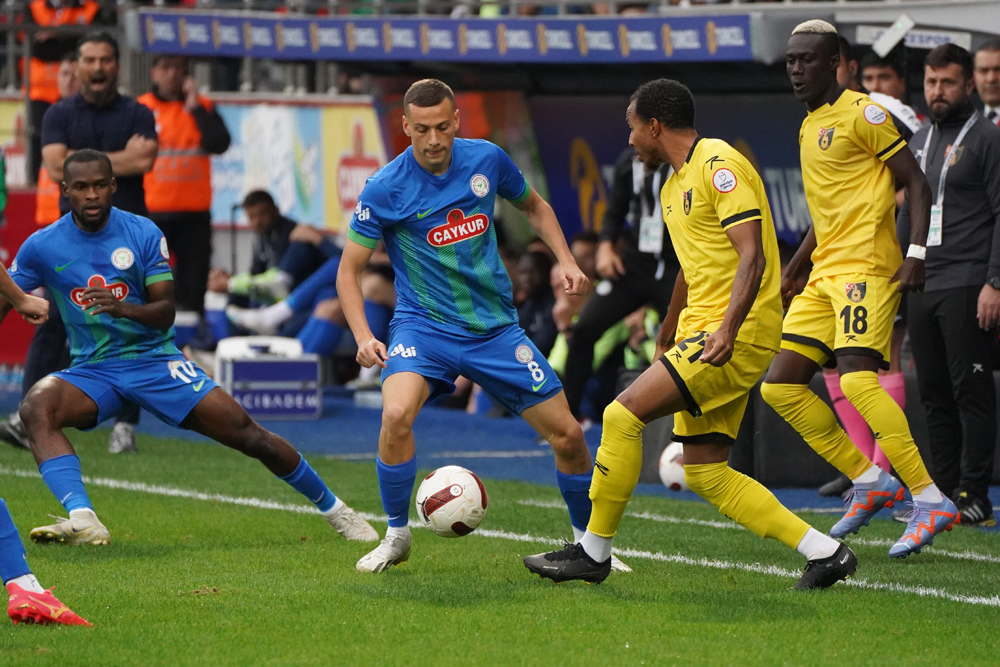 Çaykur Rizespor - İstanbulspor maçı fotoğrafları