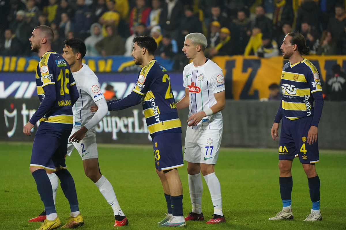 Ankaragücü - Rizespor maçı fotoğrafları