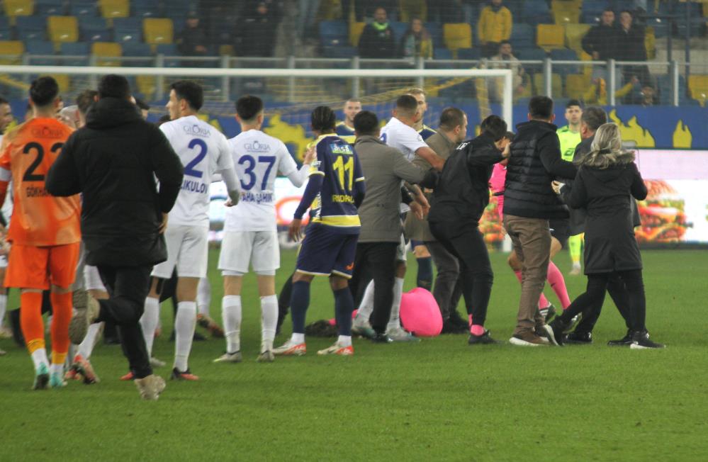 Ankaragücü - Rizespor maçı fotoğrafları