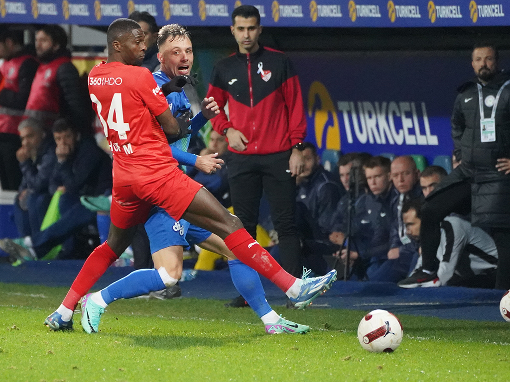 Rizespor - Pendikspor maçı fotoğrafları