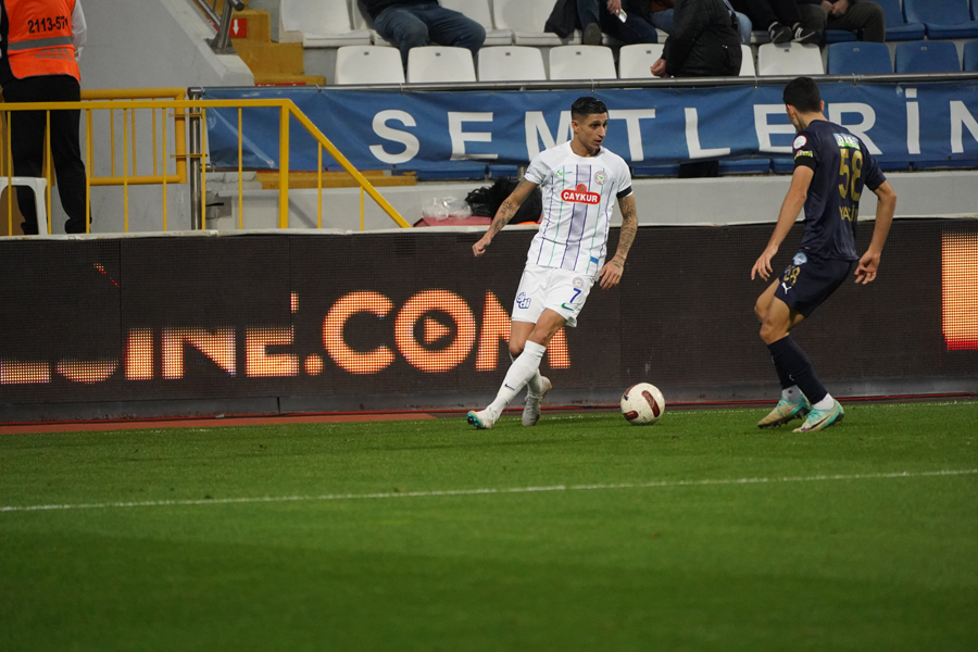 Rizespor-Kasımpaşa maçı fotoğrafları
