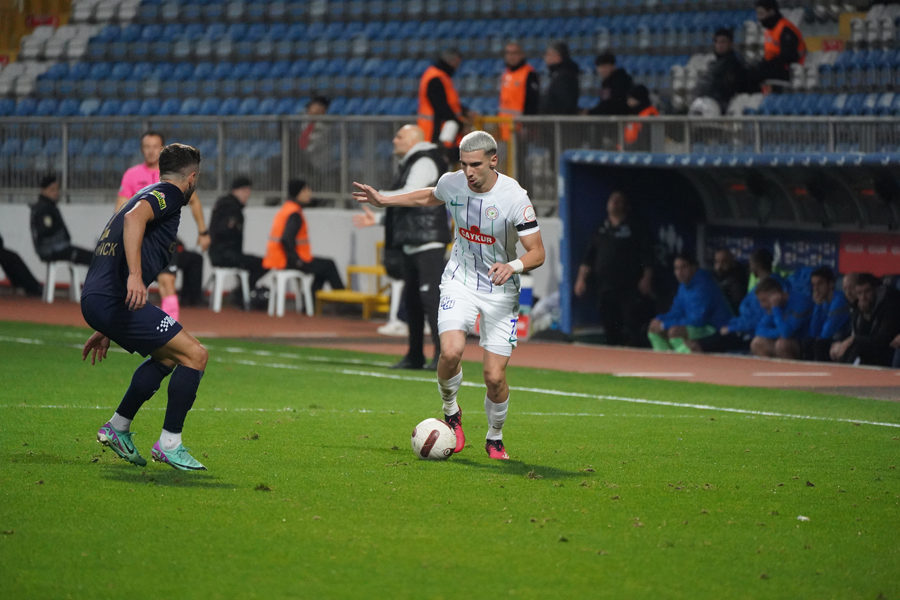 Rizespor-Kasımpaşa maçı fotoğrafları
