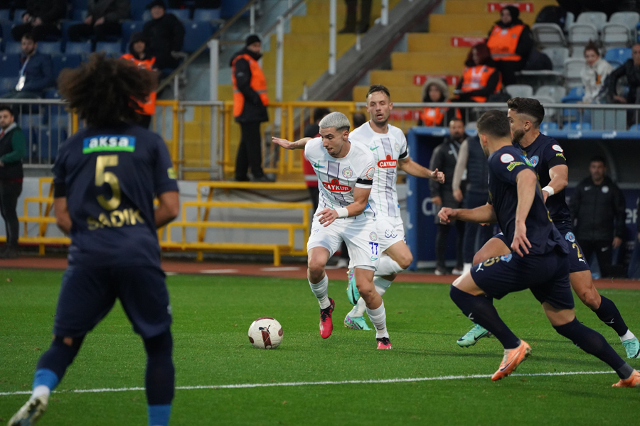 Rizespor-Kasımpaşa maçı fotoğrafları