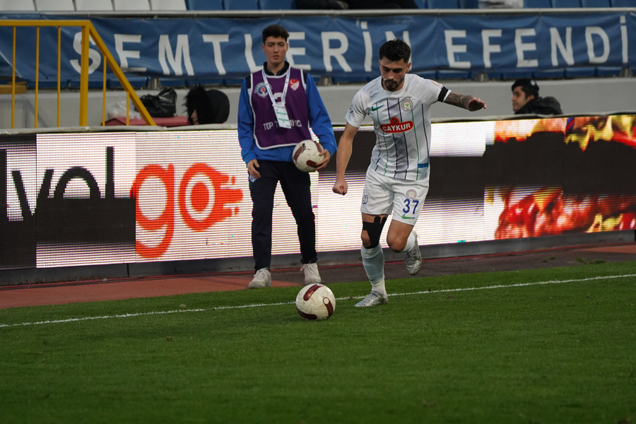 Rizespor-Kasımpaşa maçı fotoğrafları