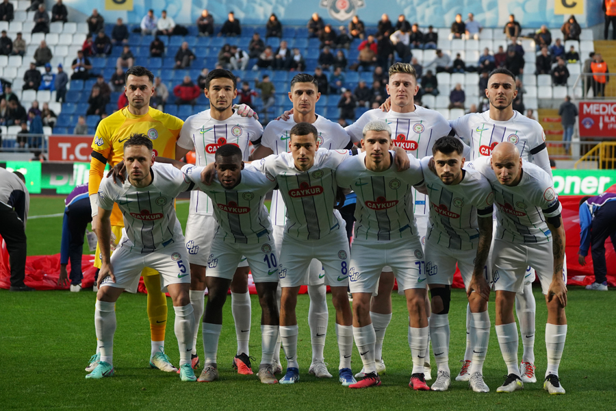 Rizespor-Kasımpaşa maçı fotoğrafları